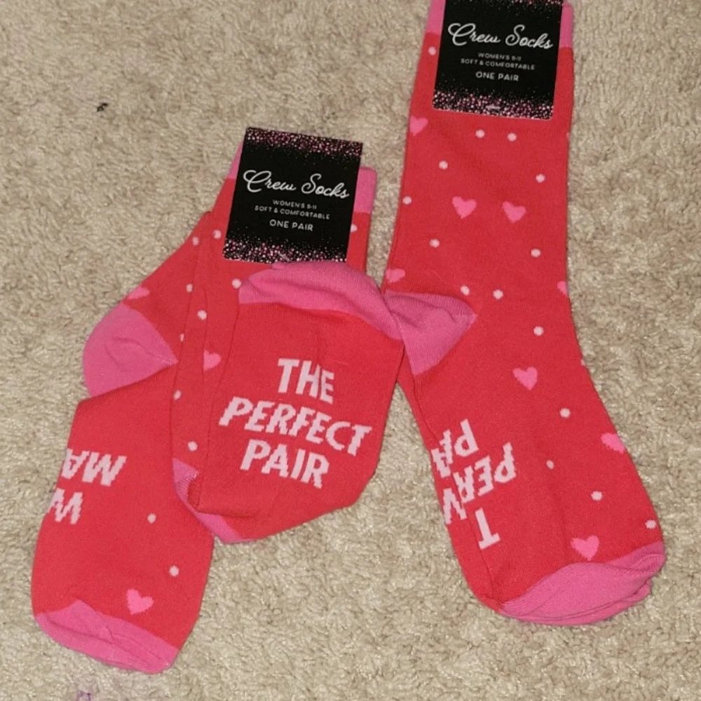 Crew socks 4 pairs FREE WITH $20+PURCHASE